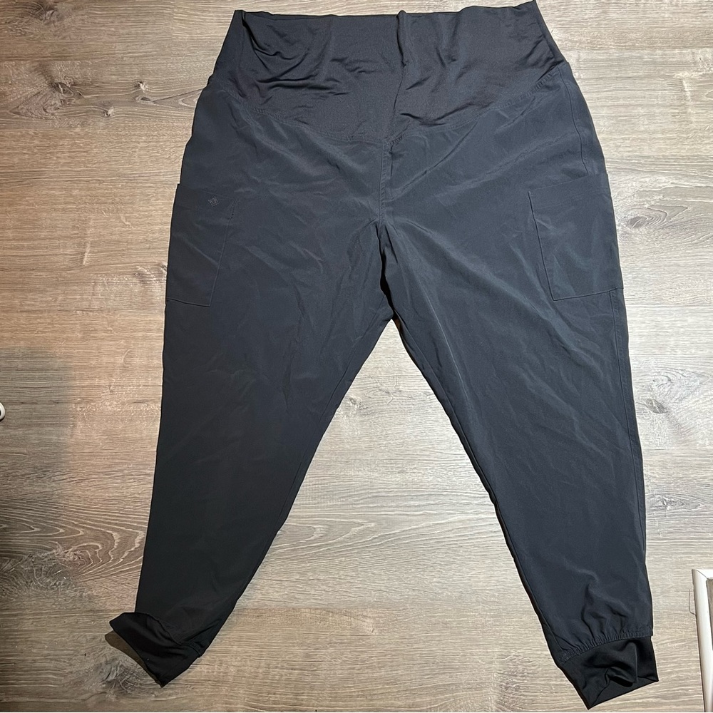 Maternity Med Couture full panel jogger scrub pants size 2xl
